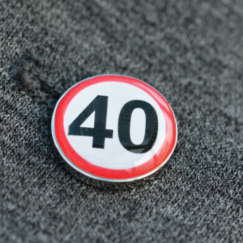 40 MPH Speed Sign Lapel Pin badge