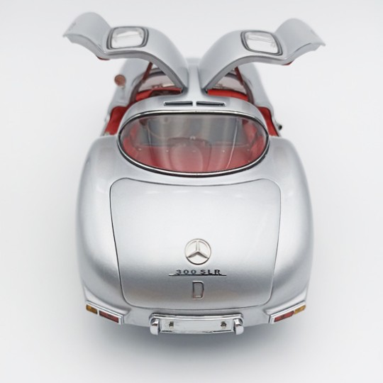 CMC Mercedes 300 SLR