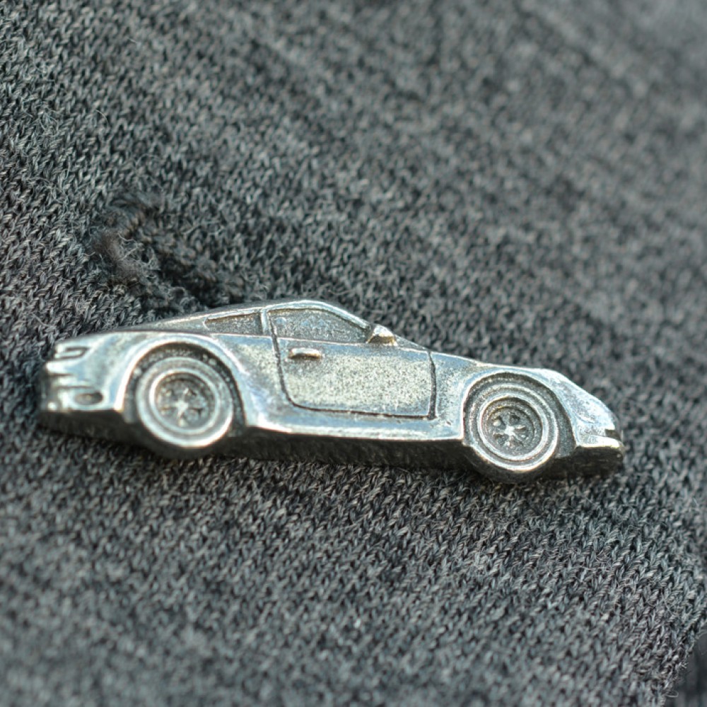 Handmade UK Pewter Lapel Pin – Ferret Badge, Animal Theme, Unbranded