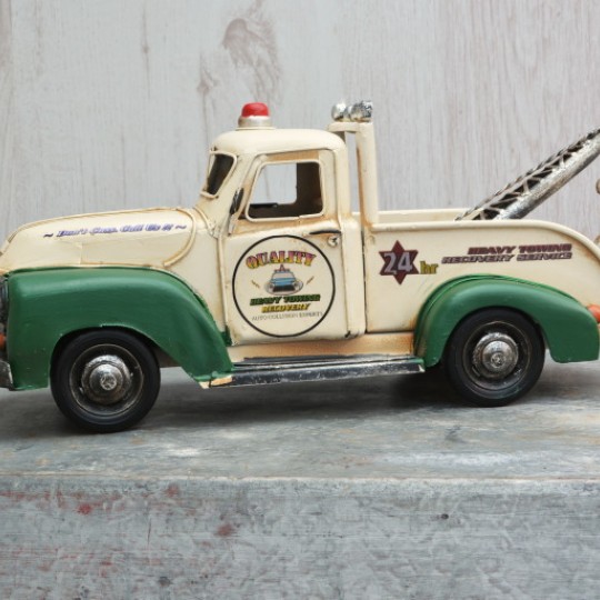 Tinplate Tow Truck