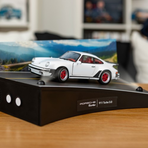 Porsche 911 Turbo Advent Calendar White