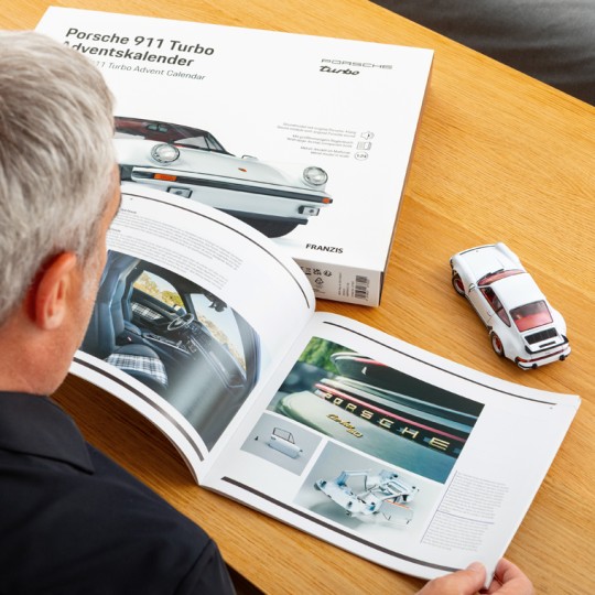 Porsche 911 Turbo Advent Calendar White