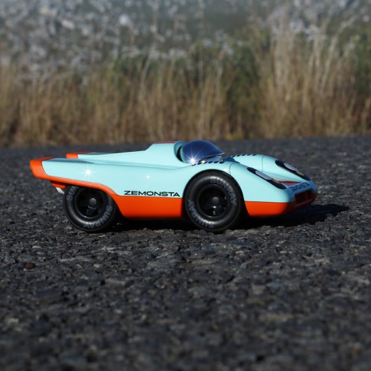 Playforever Zemonsta Klaus Blue and Orange